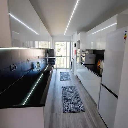 Skyview Penthouse * Caniço