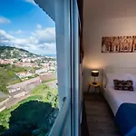 Skyview Penthouse Apartament *